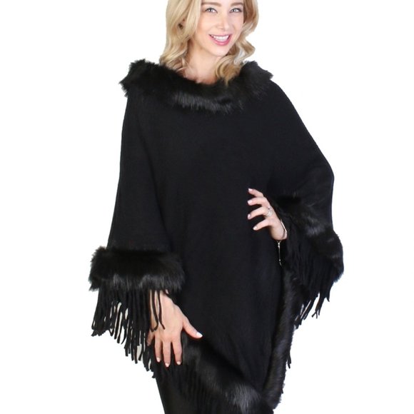 Gorgeous looking long poncho with fur collar and - Picture 3 of 4